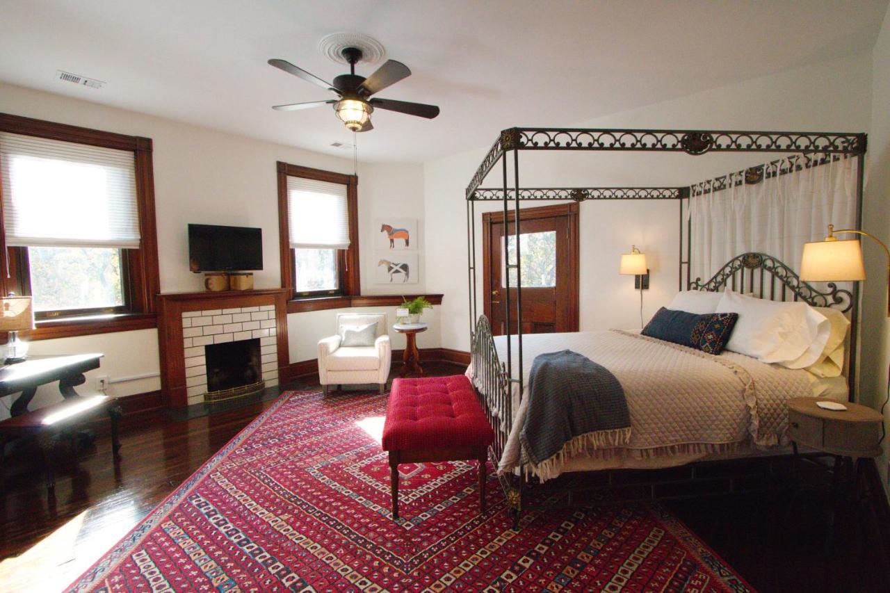 Louisville Bourbon Inn Dış mekan fotoğraf